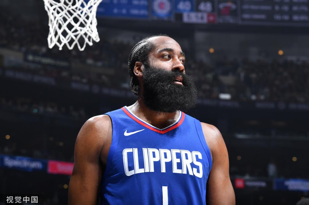 展现出了球 展现出了球