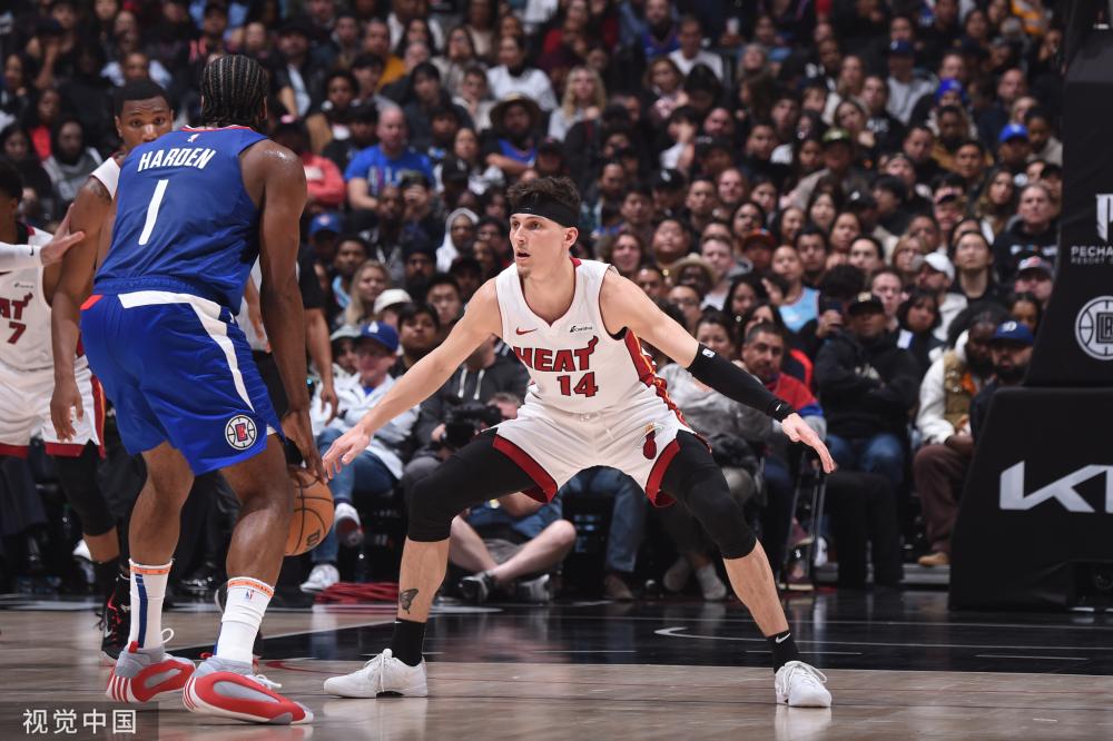 法和持球压 法和持球压